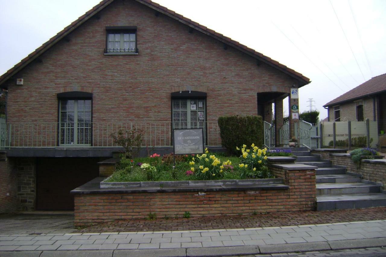 Le Castillon Trivieres Exterior foto